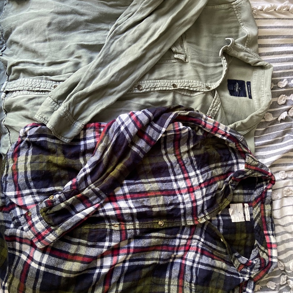 2boyfriend fit American Eagle flannel and buttonup